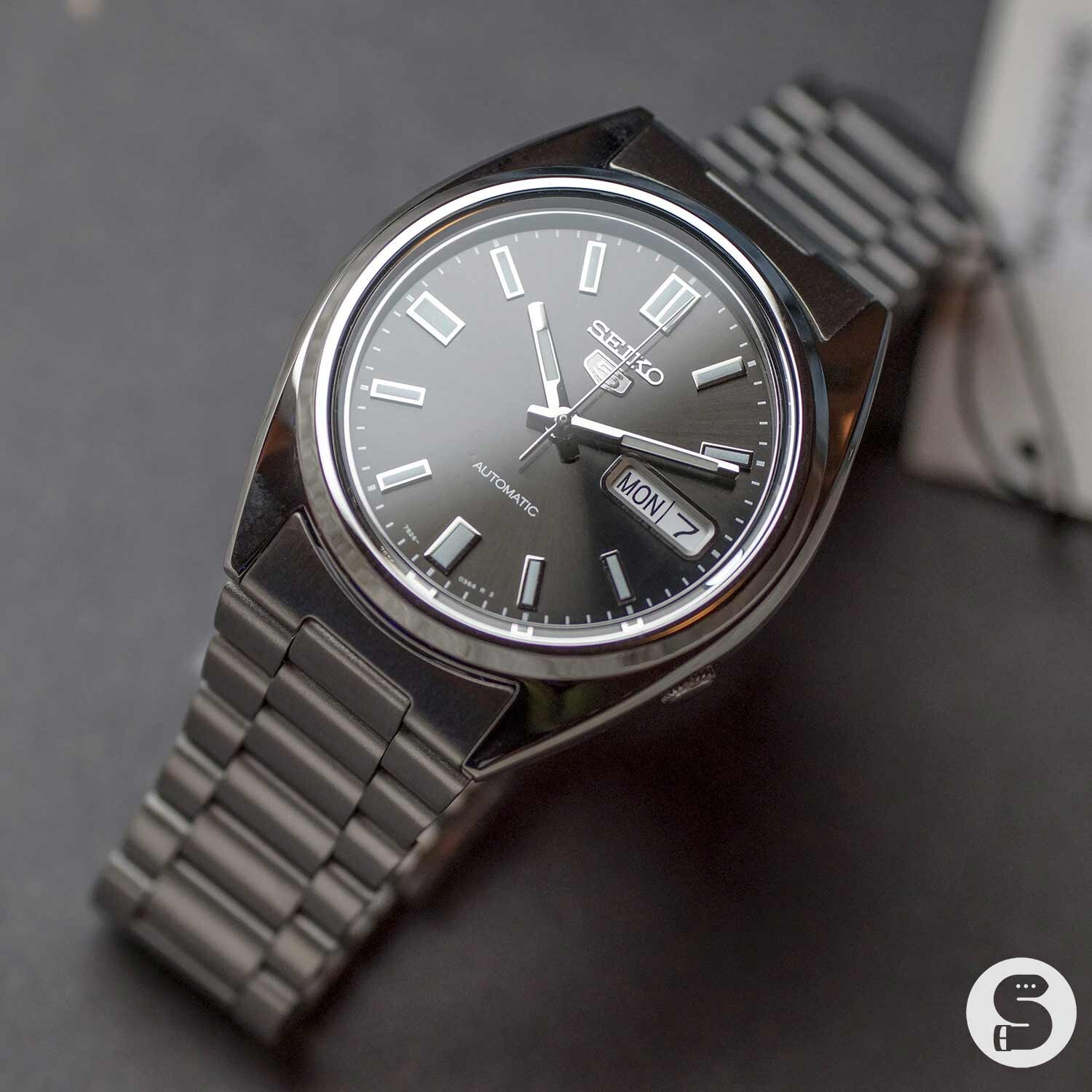 Seiko 5 SNXS79 37mm grey sunburst